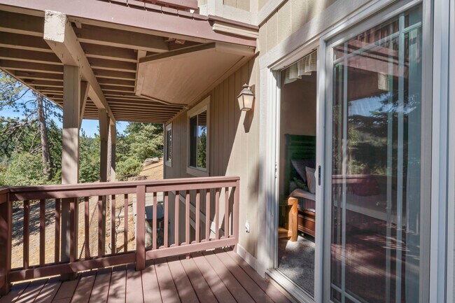 Building Photo - 26520 Walnut Hills Dr