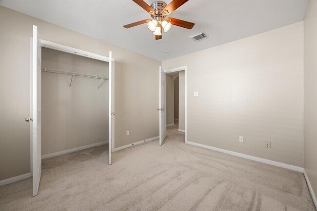 Building Photo - 15615 Forest Creek Farms Dr