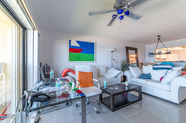 Building Photo - 1465 Jimmy Buffett Mem Hwy
