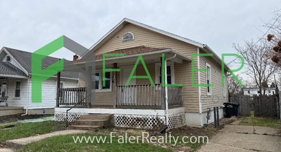 Building Photo - Charming 2-Bedroom Home