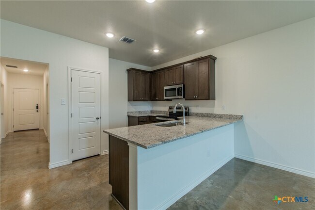 Building Photo - 3901 Sugar Hackberry Trl