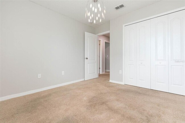 Building Photo - 515 Vista Ridge Dr