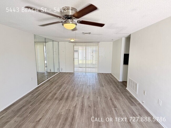 Building Photo - 5443 Beach St