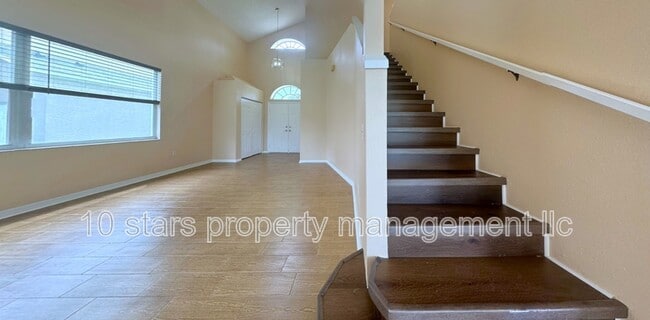 Building Photo - 1647 Gray Bark Dr