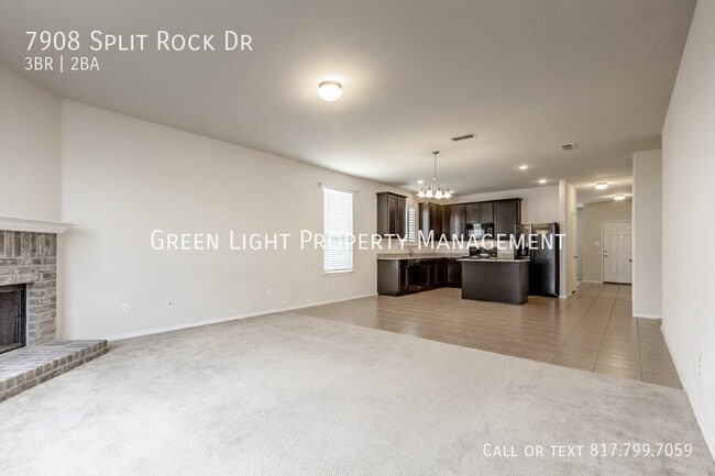 Building Photo - 7908 Split Rock Dr