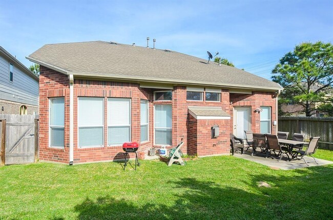 Building Photo - 6134 Vadini Shores Ln