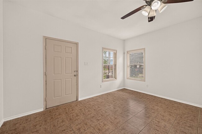 Building Photo - 22023 Westerpine Ln