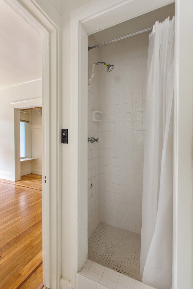 Building Photo - 2119 Hearst Ave