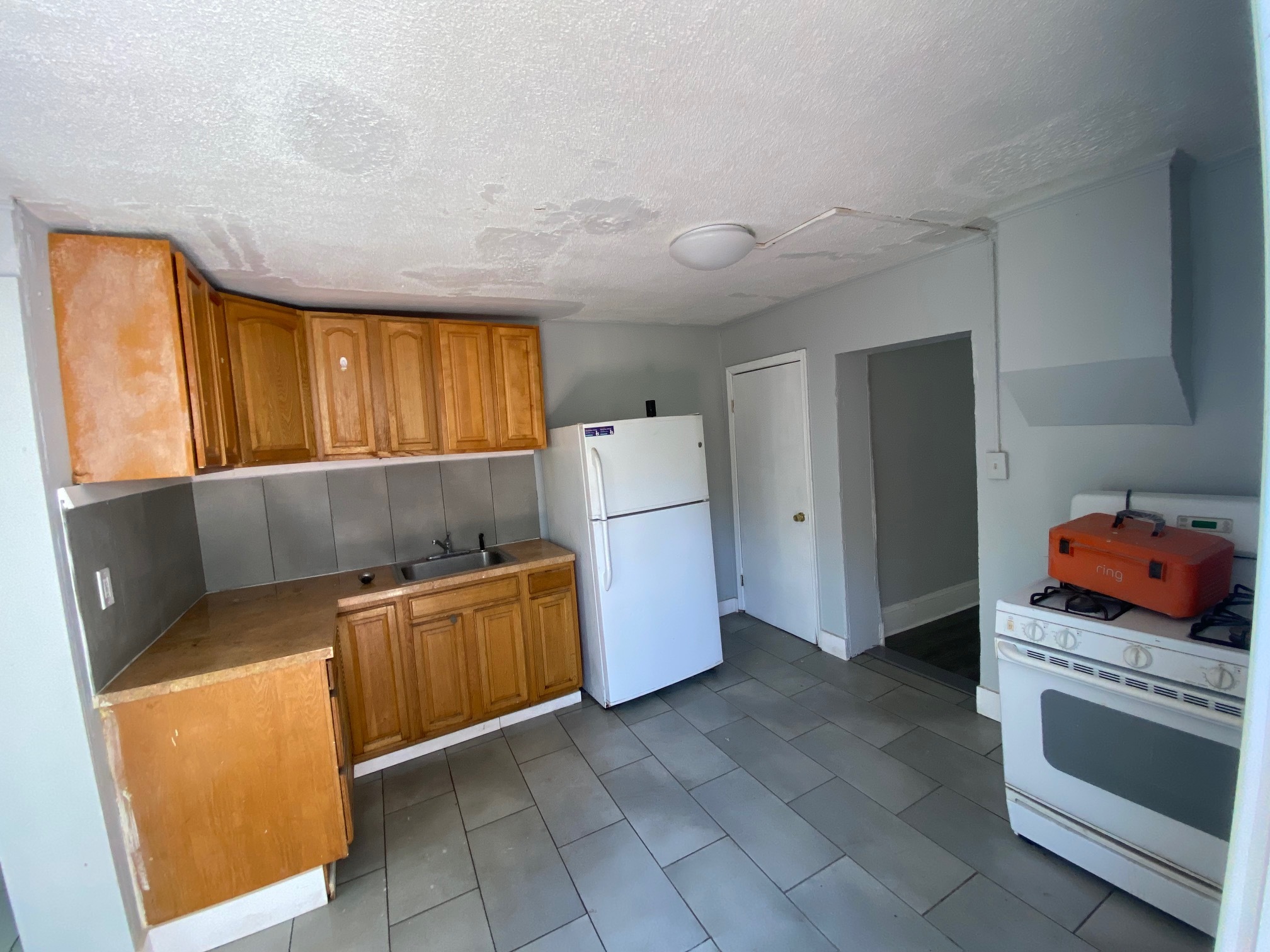 Building Photo - 4551 Mulberry St