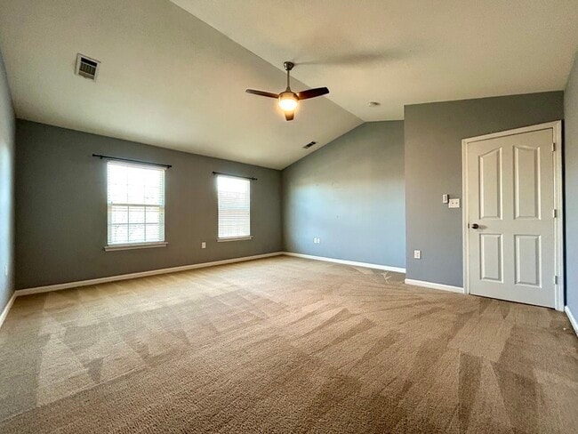 Building Photo - 3987 Tallowtree Ln