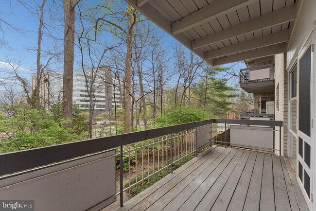 Building Photo - 7704 Donnybrook Ct