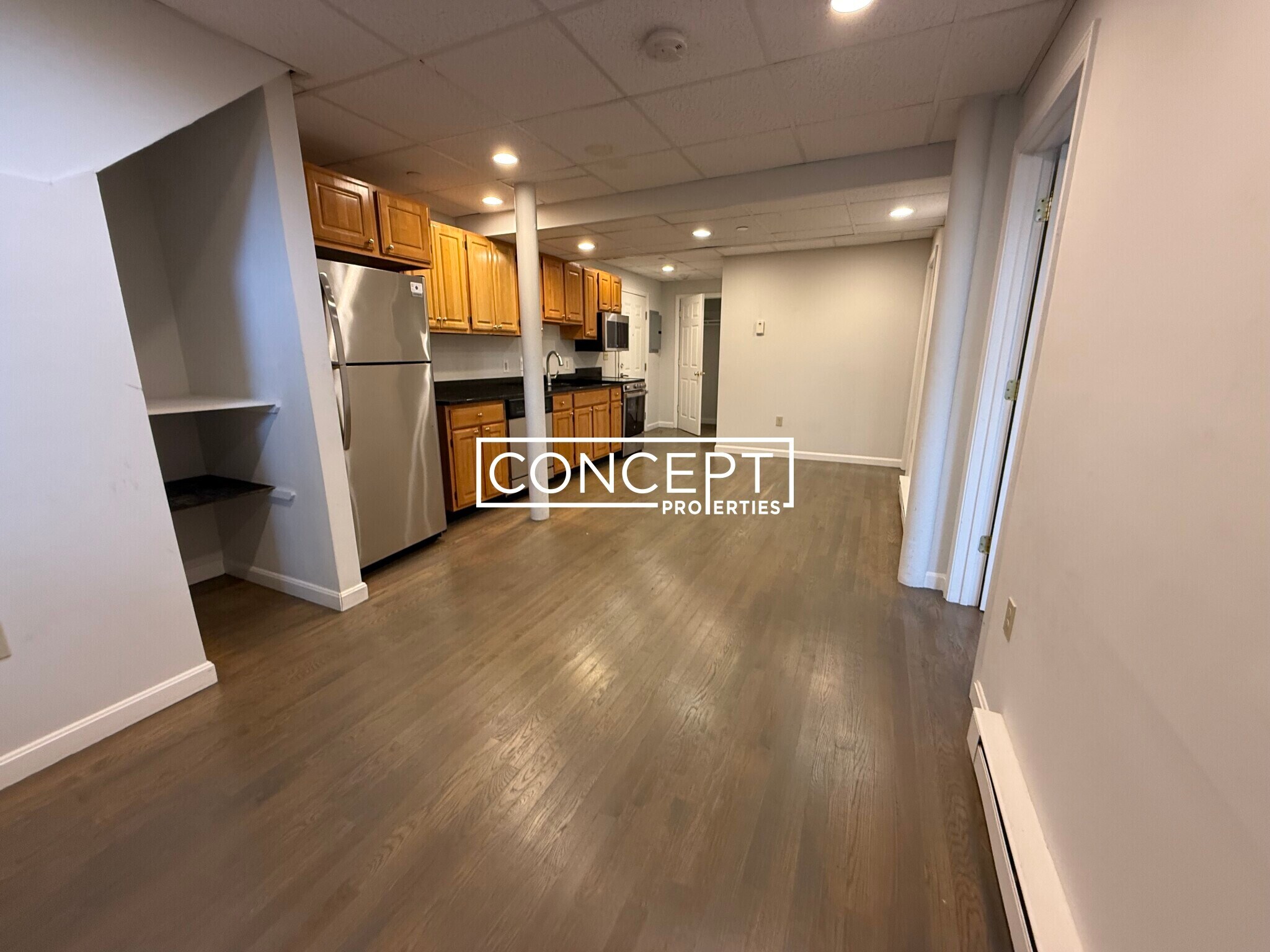 Building Photo - 77 Park Dr