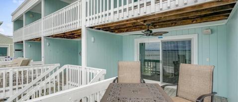 Building Photo - 1100 Fort Pickens Rd