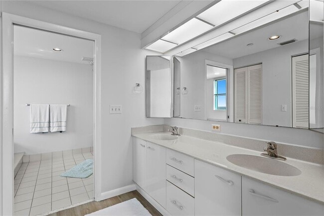 Building Photo - 1540 Gulf Blvd
