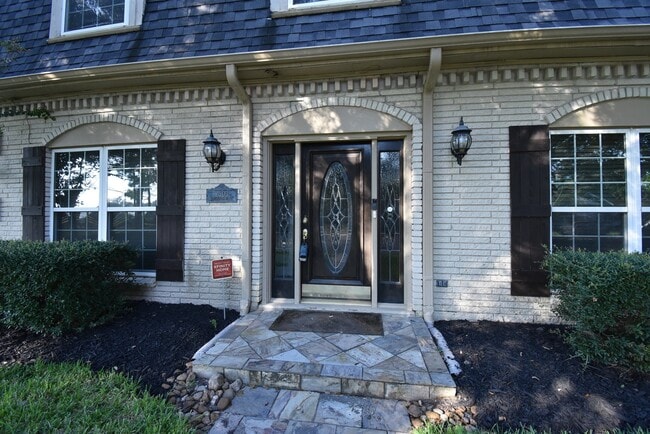 Building Photo - 2503 Southwick St