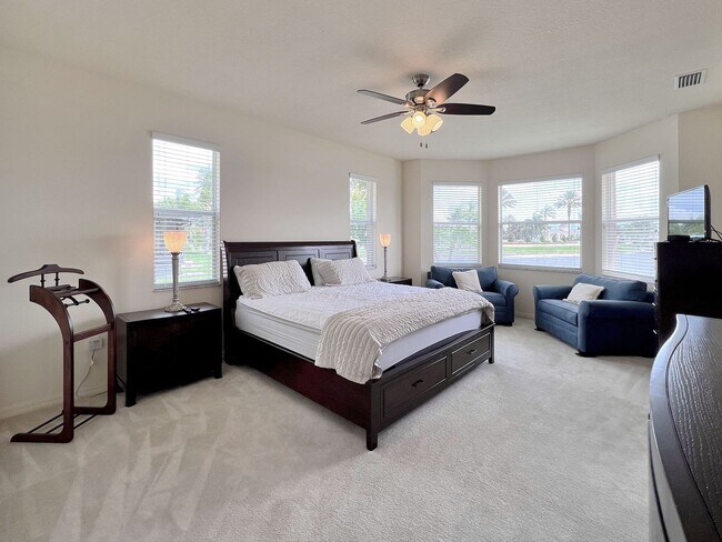 Building Photo - Lakefront 3-Bedroom, 2-Bathroom Home in La...