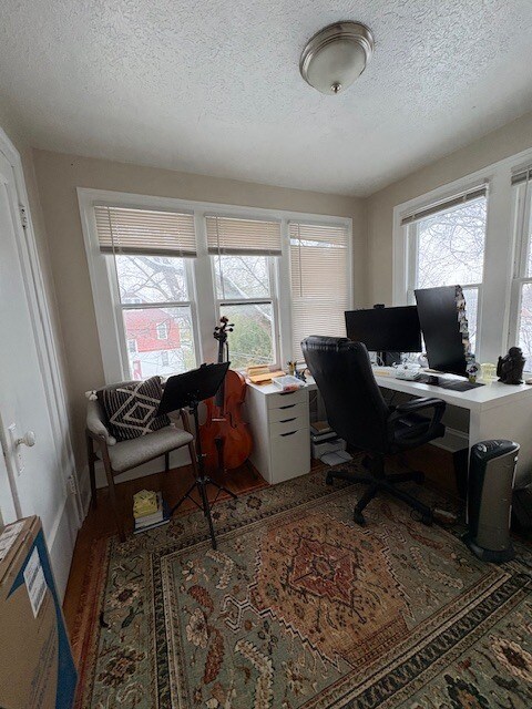 Building Photo - 2172 Edgewood Rd