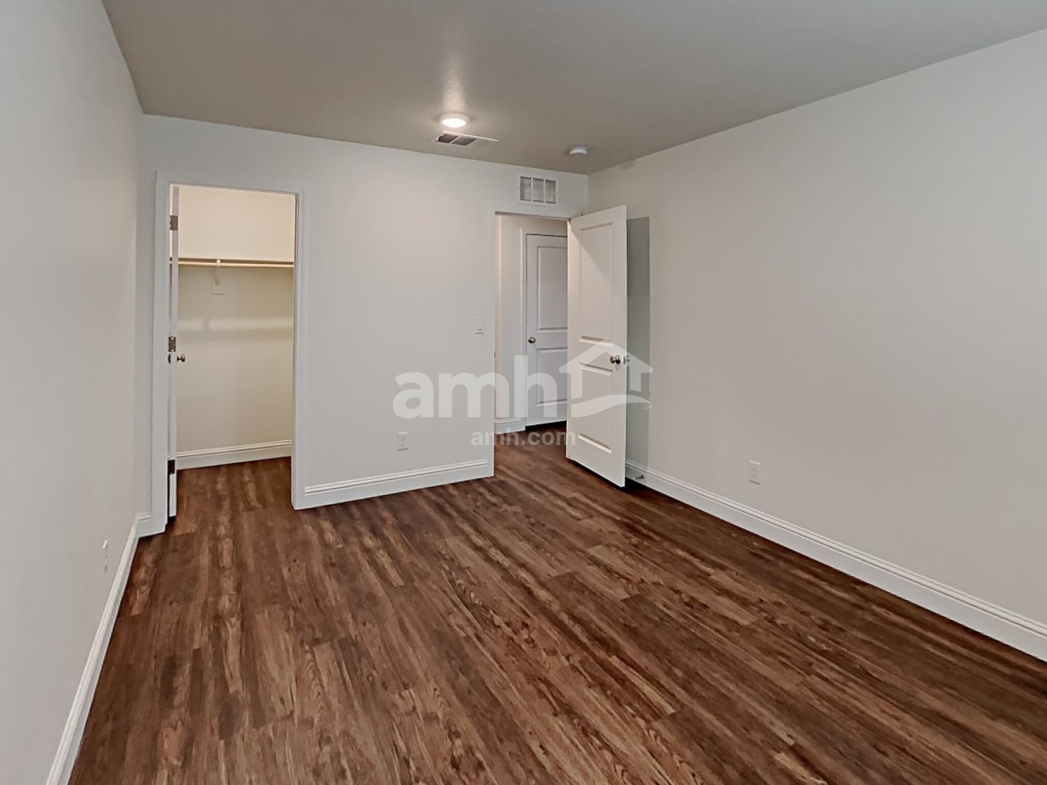 Building Photo - 707 Terrain Star Ave