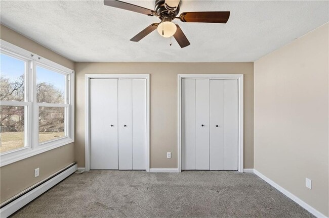 Building Photo - 10 Henry St