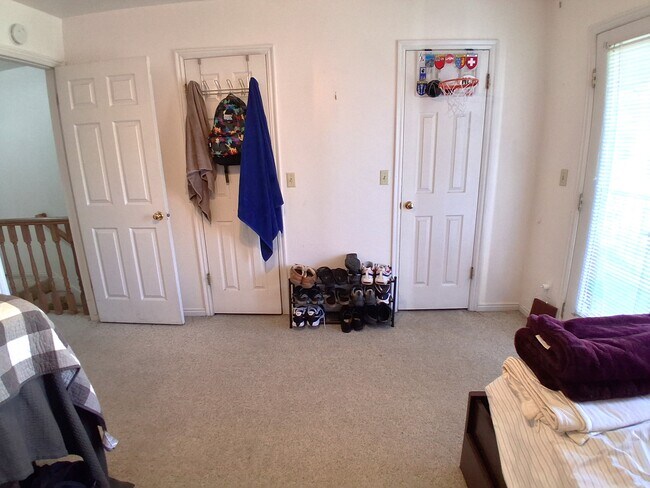 Building Photo - 565 N 300 E