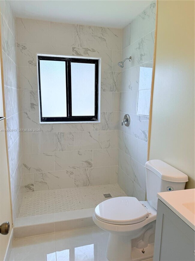 Building Photo - 11061 NW 39th St