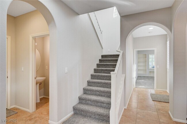 Building Photo - 4328 Desert Home Ave