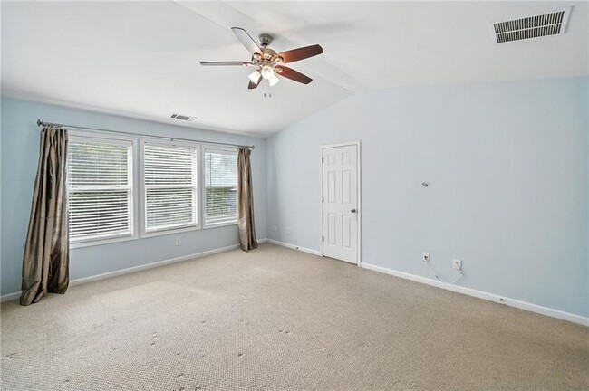 Building Photo - 6030 Ellington Cove