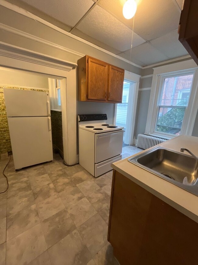 Building Photo - 1517 W Turner St