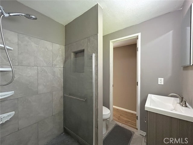 Building Photo - 235 E 43rd St