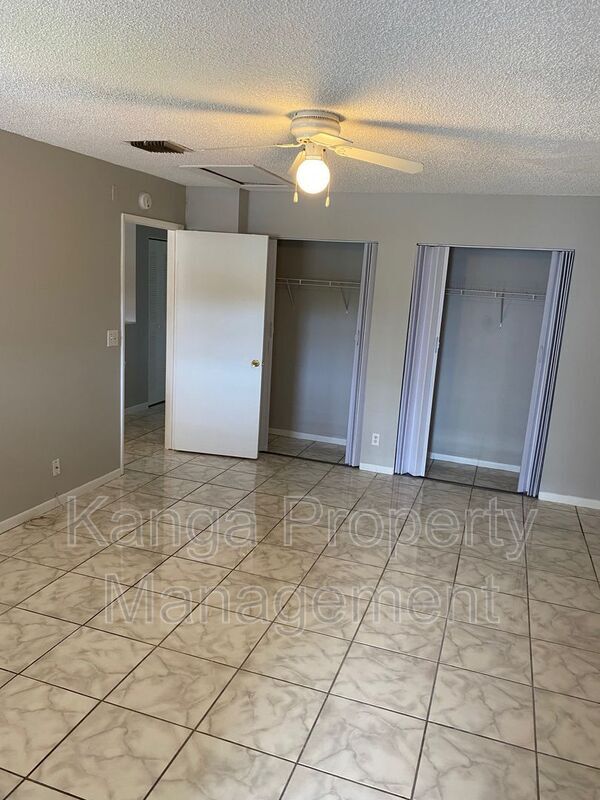 Building Photo - 11405 NW 35th St