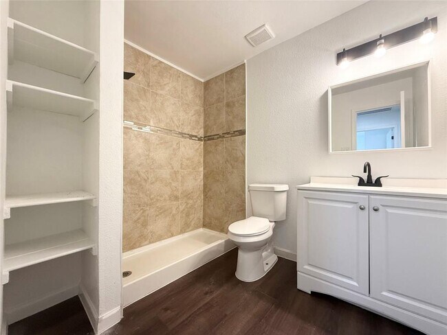 Building Photo - 6347 Marinwood Dr