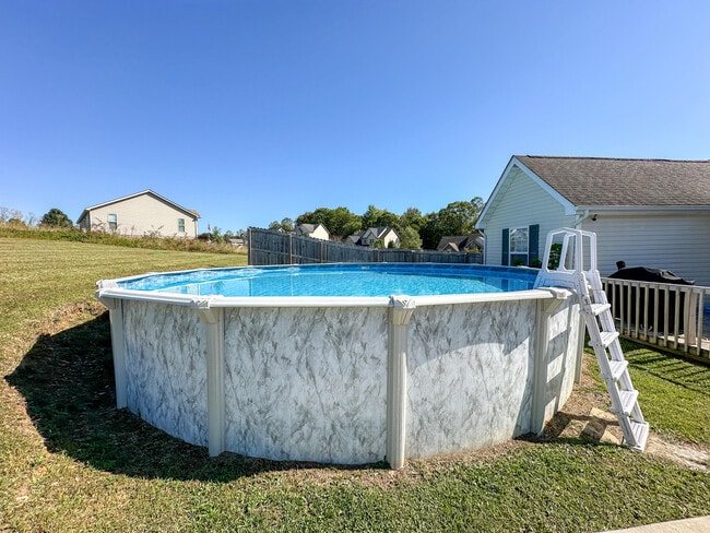 Building Photo - 426 Bryants Way