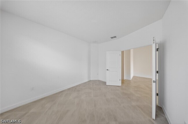 Building Photo - 20559 Hazelnut Ct