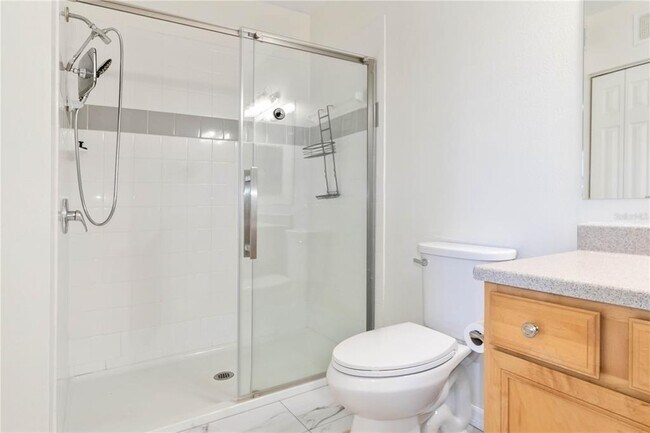 Building Photo - 1050 Villagio Cir