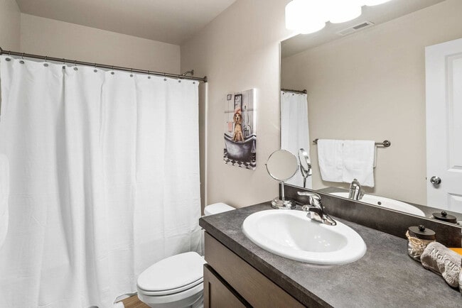 Building Photo - 2942 W Babcock St