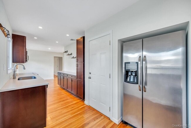 Building Photo - 3685 Prairie Path