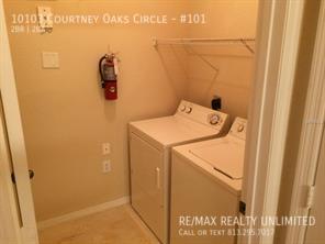 Building Photo - 10103 Courtney Oaks Circle #101 Tampa 3361...