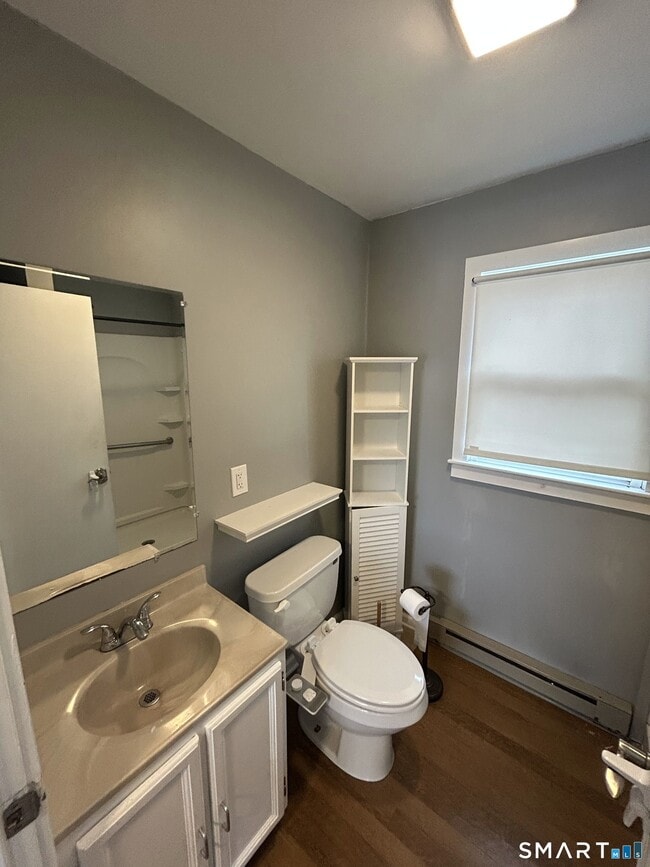 Building Photo - 62 W Elderkin Ave