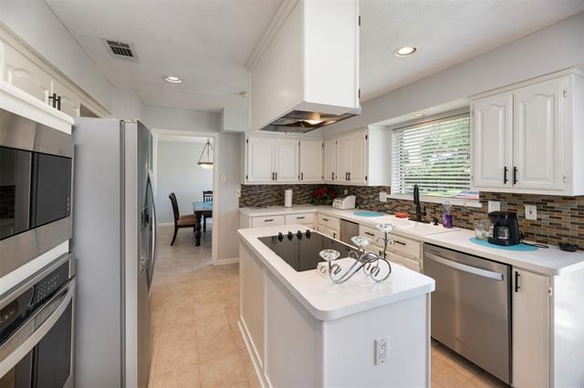 Building Photo - 3629 Sandia Dr