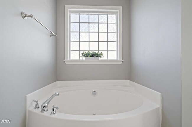 Building Photo - 4525 Cottendale Dr