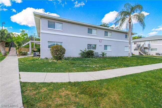 Building Photo - 10101 Sandy Hollow Ln