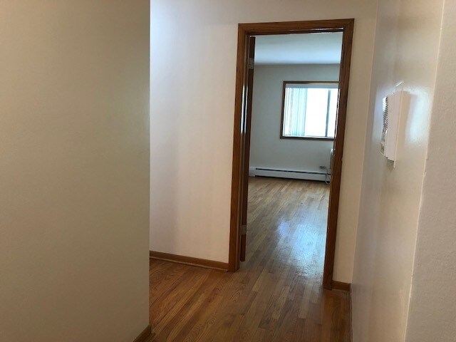Building Photo - 700 Dempster St
