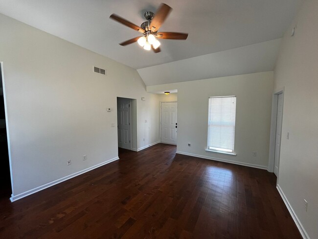 Building Photo - Beautiful 4 bedroom 2 bath in Phenix City, AL