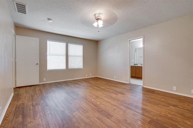 Building Photo - 4605 Rhone Dr