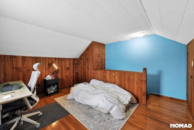 Building Photo - 96 Kenwood Ave