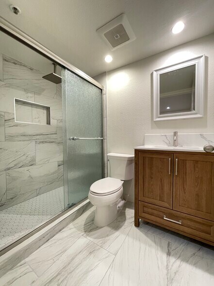 Building Photo - 15114 Sherman Way