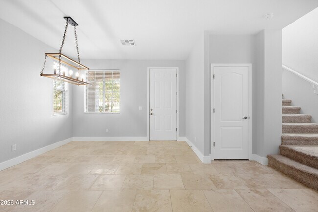 Building Photo - 4248 S Mariposa Dr