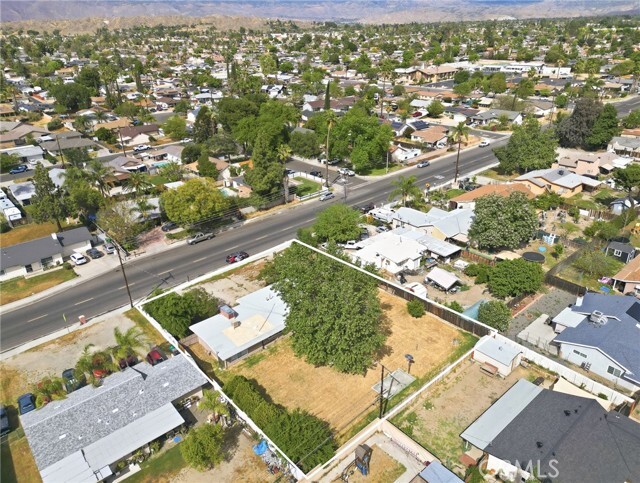 Building Photo - 40861 Whittier Ave