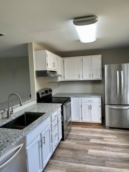 Building Photo - 6 Griffin Ln