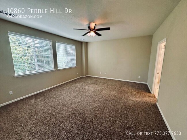 Building Photo - 10860 Pebble Hill Dr